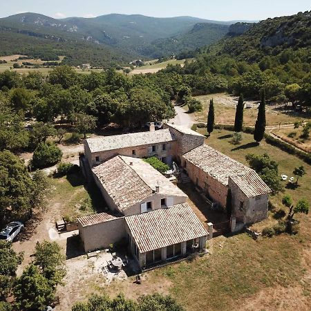 Chambres D'Hotes De La Verrerie Lioux Exteriér fotografie