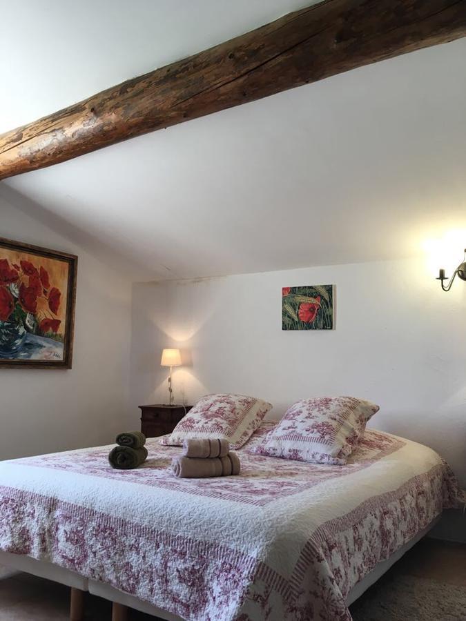 Chambres D'Hotes De La Verrerie Lioux Exteriér fotografie