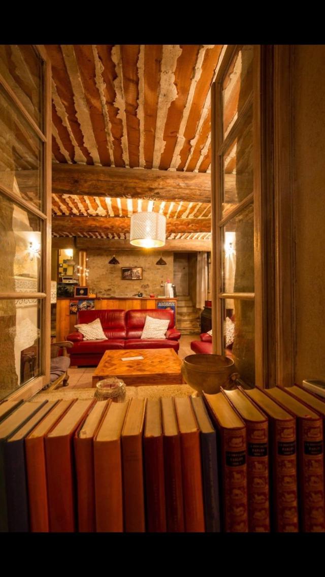 Chambres D'Hotes De La Verrerie Lioux Exteriér fotografie